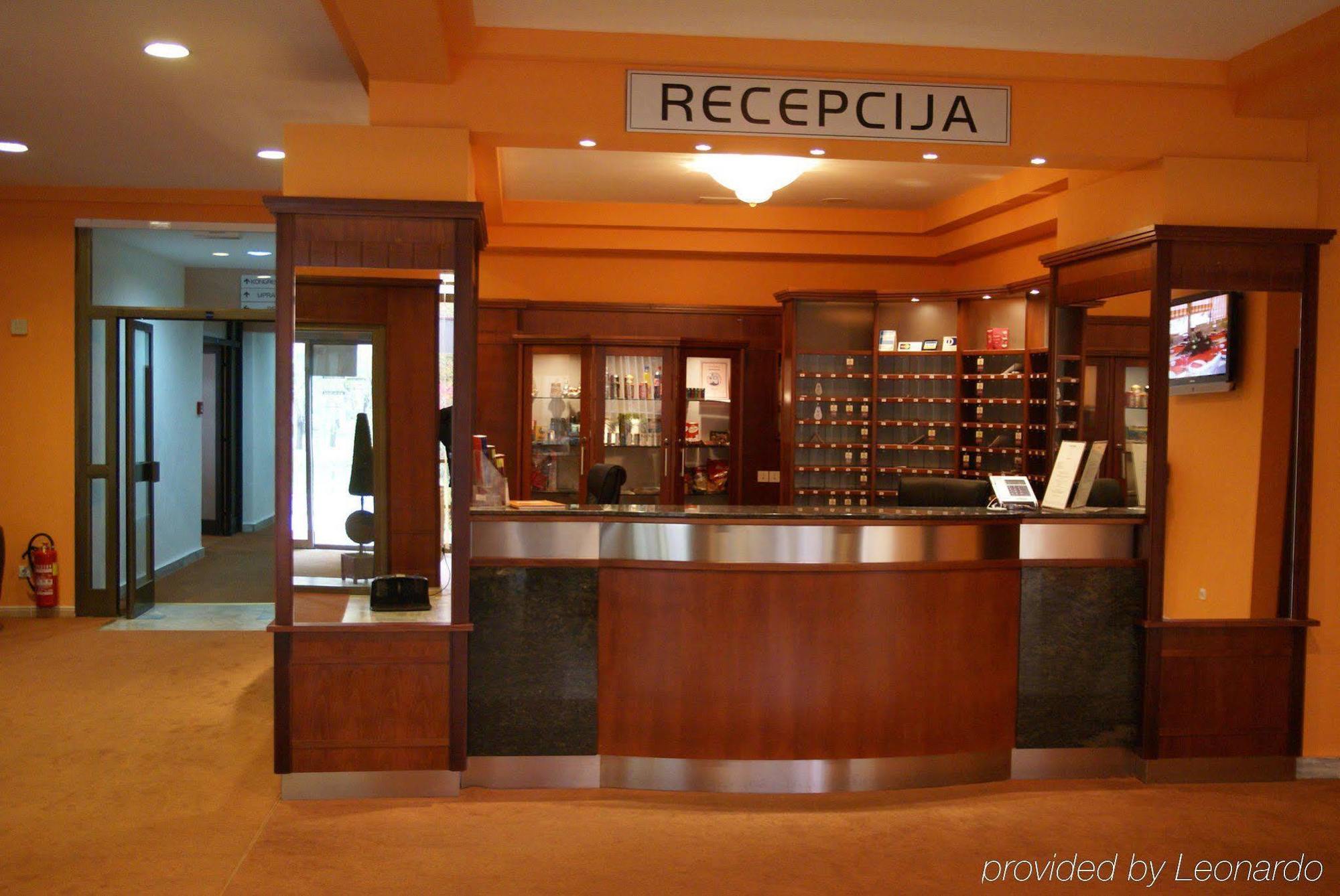 Hotel Porin Загреб Интерьер фото