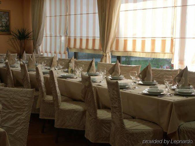 Hotel Porin Загреб Ресторан фото